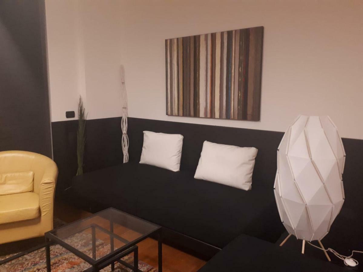Appartement Casa Roma à Turate Extérieur photo