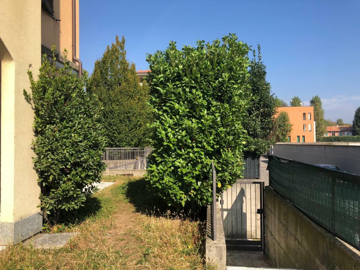 Appartement Casa Roma à Turate Extérieur photo